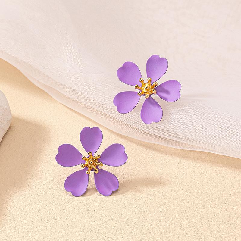 Korean-Style Cherry Blossom Stud Earrings: Trendy, Fresh, Retro-Inspired Accessories for Women
Korean-Style Cherry Blossom Stud Earrings: Trendy, Fresh, Retro-Inspired Accessories for Women