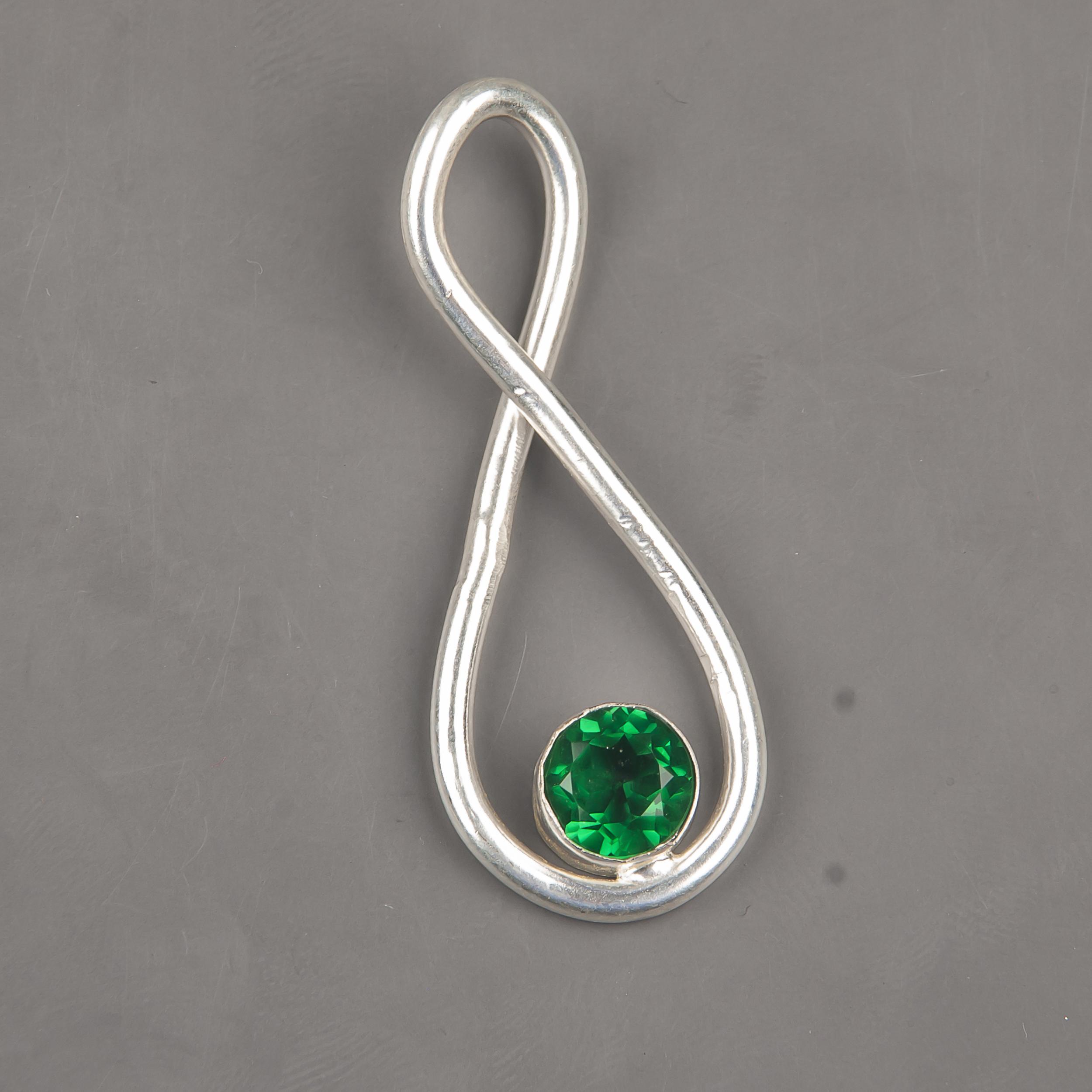 Wonderful Green Emerald Gemstone Handmade Boho Jewelry, Attractive Pendant For Gift, 925 Sterling Silver Pendant For Wedding Gift 1.66 Inches зелений
Wonderful Green Emerald Gemstone Handmade Boho Jewelry, Attractive Pendant For Gift, 925 Sterling Silver Pendant For Wedding Gift 1.66 Inches зелений