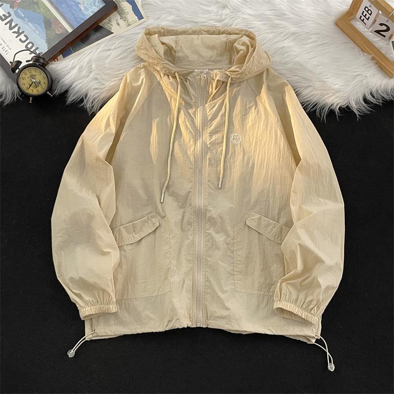 Outdoor Ice Silk Sports Hooded Jacket Men s Hip Hop Loose Spring Summer ins Street Jacket Sunscreen Windbreaker M
Outdoor Ice Silk Sports Hooded Jacket Men s Hip Hop Loose Spring Summer ins Street Jacket Sunscreen Windbreaker M