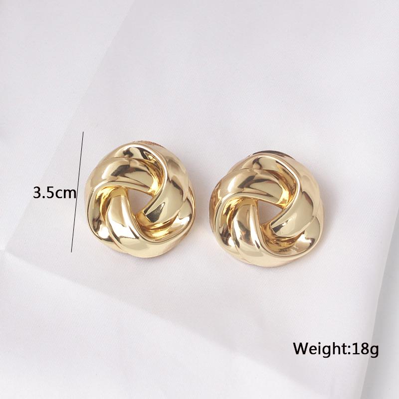 New Fashion Gold Color Rotating Stud Earrings for Women Metal Earrings Personality Alloy Circle Earring Party Ear Accessories
New Fashion Gold Color Rotating Stud Earrings for Women Metal Earrings Personality Alloy Circle Earring Party Ear Accessories
