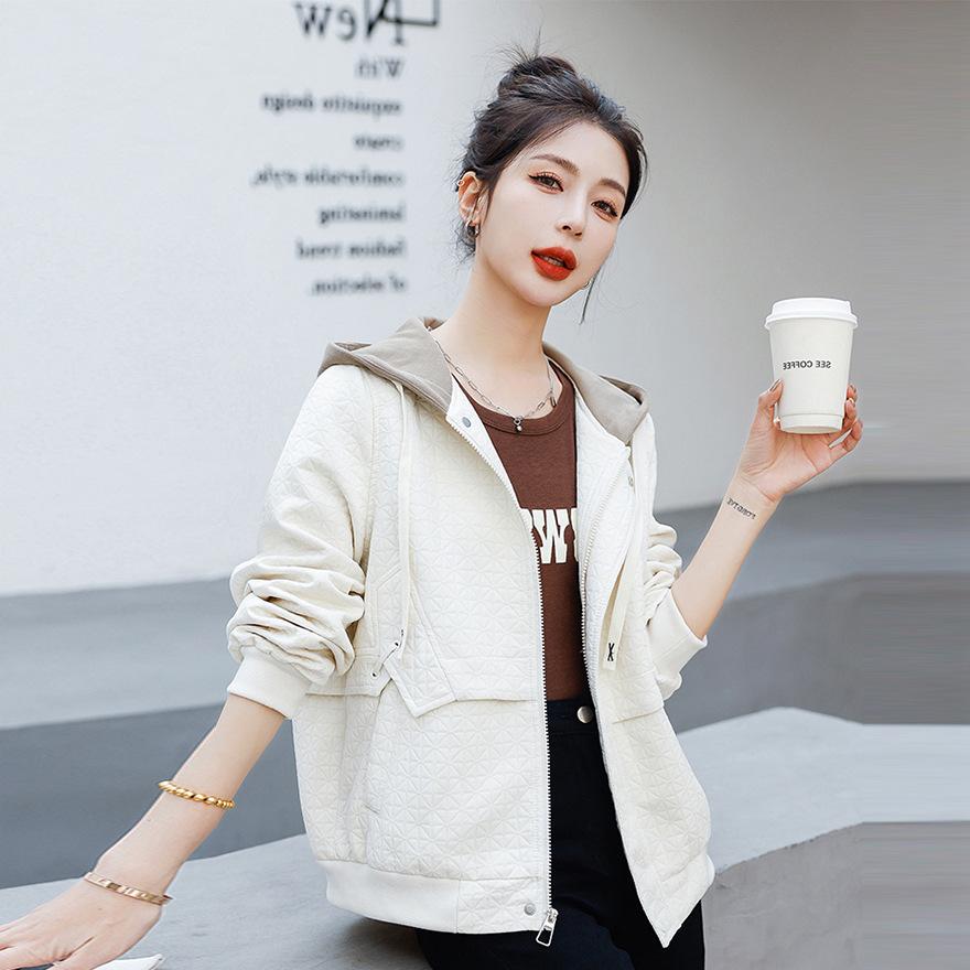 Женское весеннее пальто с новым дизайном, уменьшающее возраст, короткий топ, повседневная модная весенне-осенняя темпераментная универсальная куртка XL
Женское весеннее пальто с новым дизайном, уменьшающее возраст, короткий топ, повседневная модная весенне-осенняя темпераментная универсальная куртка XL