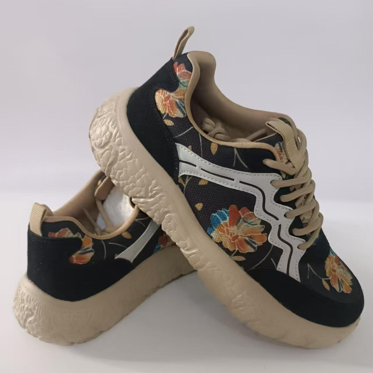 New platform dad shoes trendy versatile casual sneakers large size small cuihua girl 35 бежевый
New platform dad shoes trendy versatile casual sneakers large size small cuihua girl 35 бежевый