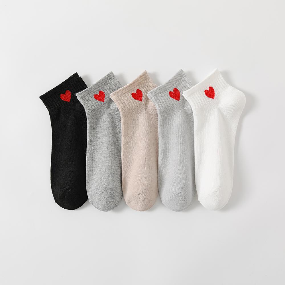 5 пар женских носков Love Socks, модные универсальные однотонные носки с принтом, милые и повседневные, мягкие и удобные носки до щиколотки One Size
5 пар женских носков Love Socks, модные универсальные однотонные носки с принтом, милые и повседневные, мягкие и удобные носки до щиколотки One Size