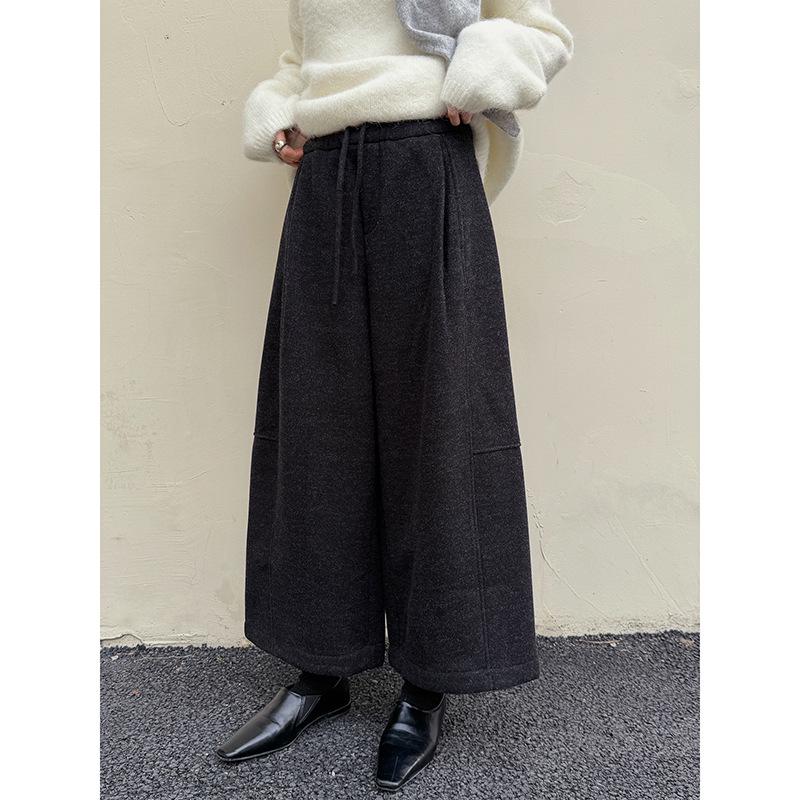 Dark Chocolate Wafer: Ge Ming Korean Lace-up Wide-Leg Winter Pants for Women - N921C. L (120-135 cm) сірий колір
Dark Chocolate Wafer: Ge Ming Korean Lace-up Wide-Leg Winter Pants for Women - N921C. L (120-135 cm) сірий колір