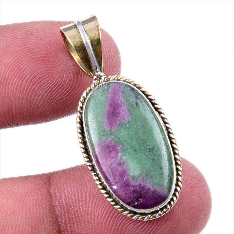 Подарочный двухцветный кулон Ruby In Zoisite из стерлингового серебра 925 пробы, созданный в лаборатории, 1,50 дюйма C7A38
Подарочный двухцветный кулон Ruby In Zoisite из стерлингового серебра 925 пробы, созданный в лаборатории, 1,50 дюйма C7A38