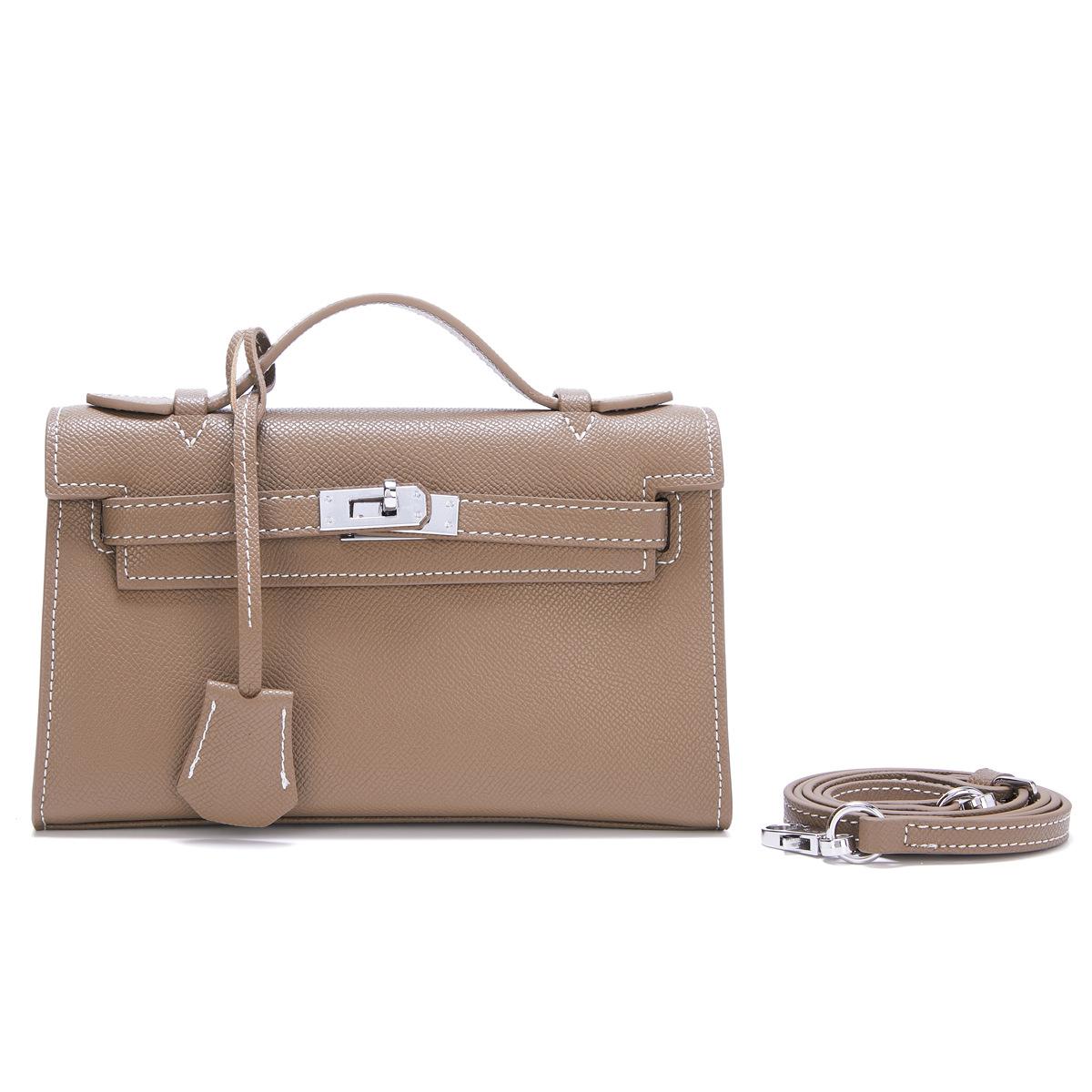 2025 Новая сумка с рисунком пальмы Kai Generation Fashion Texture из натуральной кожи и коровьей кожи с диагональным поперечным ремешком на одно плечо 22x8x14cm хаки
2025 Новая сумка с рисунком пальмы Kai Generation Fashion Texture из натуральной кожи и коровьей кожи с диагональным поперечным ремешком на одно плечо 22x8x14cm хаки