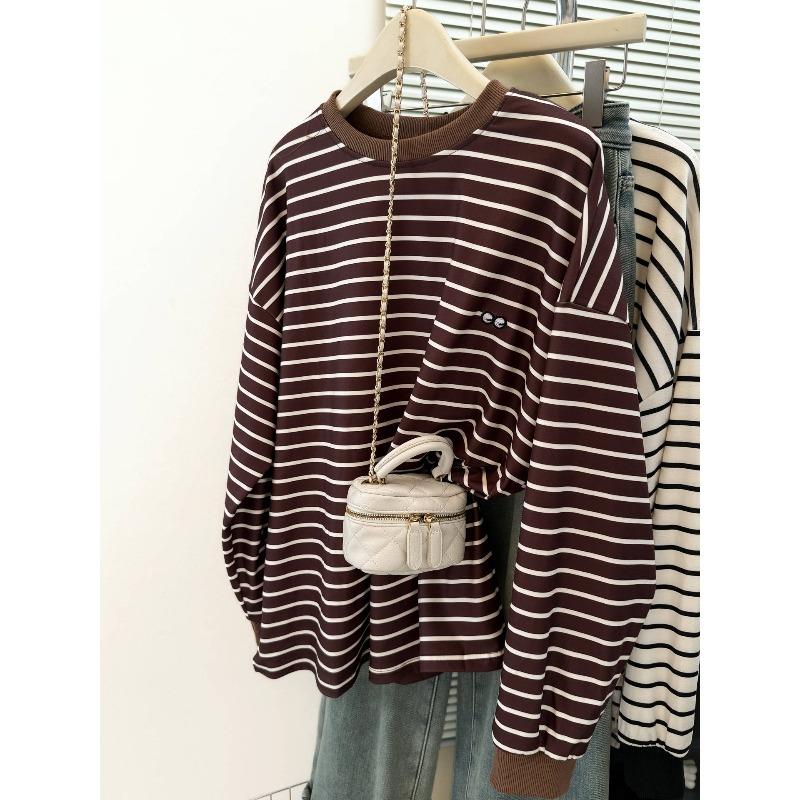 Real shot long thermal striped bottoming shirt women s autumn and winter loose inner German velvet long-sleeved T-shirt 2XL темно-коричневого кольору
Real shot long thermal striped bottoming shirt women s autumn and winter loose inner German velvet long-sleeved T-shirt 2XL темно-коричневого кольору