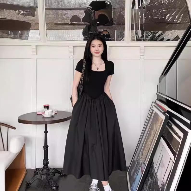 Women s Black Square Neck Patchwork Short Sleeve Waist-Hugging Summer Long Dress L (suggested for 105-120 jin)
Women s Black Square Neck Patchwork Short Sleeve Waist-Hugging Summer Long Dress L (suggested for 105-120 jin)
