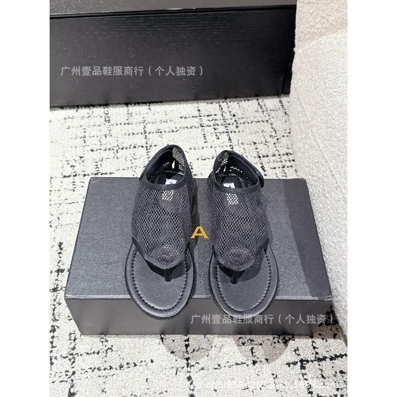 AL new niche design hollow flat sandals Velcro mesh breathable toe flip-flops wear Roman slippers 35
AL new niche design hollow flat sandals Velcro mesh breathable toe flip-flops wear Roman slippers 35