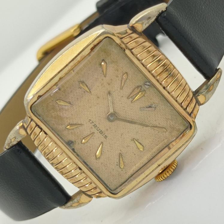 Б/У швейцарские мужские часы Helbros Swiss Original с циферблатом a412528-1 Sku006-a412528
Б/У швейцарские мужские часы Helbros Swiss Original с циферблатом a412528-1 Sku006-a412528