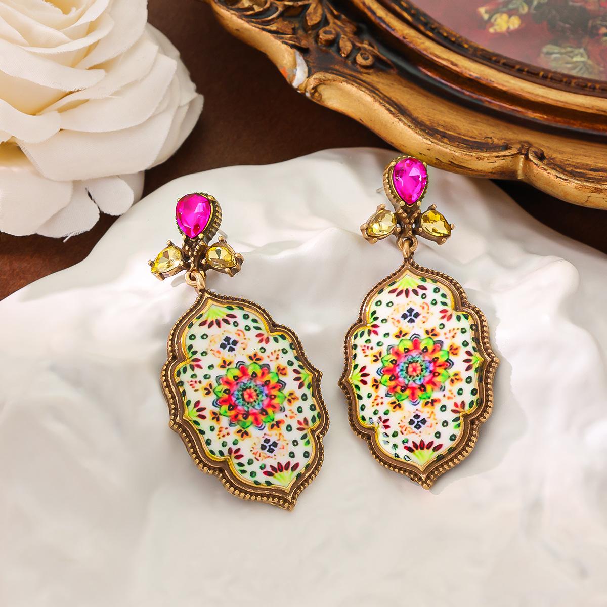 Fashionable Retro Chinese Style Simple High-end Texture Earrings With A Hundred Flower Geometric Earring S925 Silver Needle
Fashionable Retro Chinese Style Simple High-end Texture Earrings With A Hundred Flower Geometric Earring S925 Silver Needle