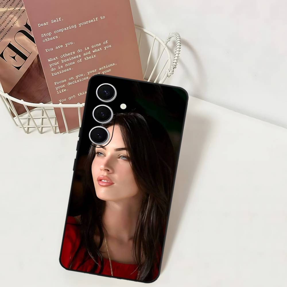 Actress M-Megan Fox Model Phone Case For Samsung S 24 Fe 25 Ultra Plus 20 Lite 21 30 22 23 24 22 Ultra 5G Fundas Samsung S22 5G
Actress M-Megan Fox Model Phone Case For Samsung S 24 Fe 25 Ultra Plus 20 Lite 21 30 22 23 24 22 Ultra 5G Fundas Samsung S22 5G