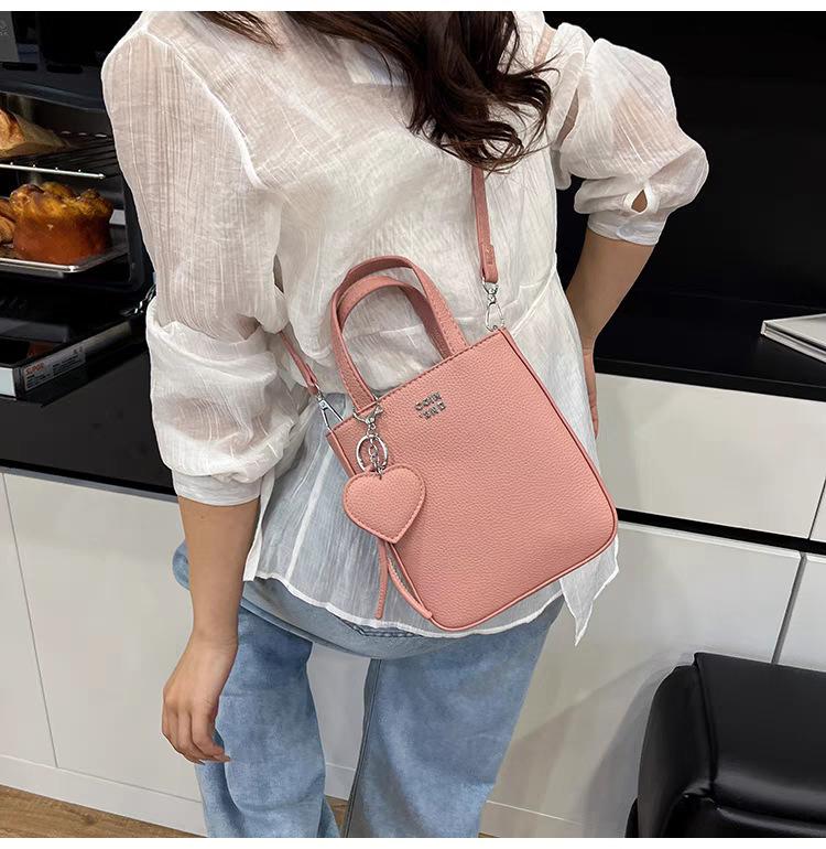 This s Popular Hot Small Bags Women In All-matching Cross-body Bucket Korean Ins Mobile Phone 16x6x18
This s Popular Hot Small Bags Women In All-matching Cross-body Bucket Korean Ins Mobile Phone 16x6x18