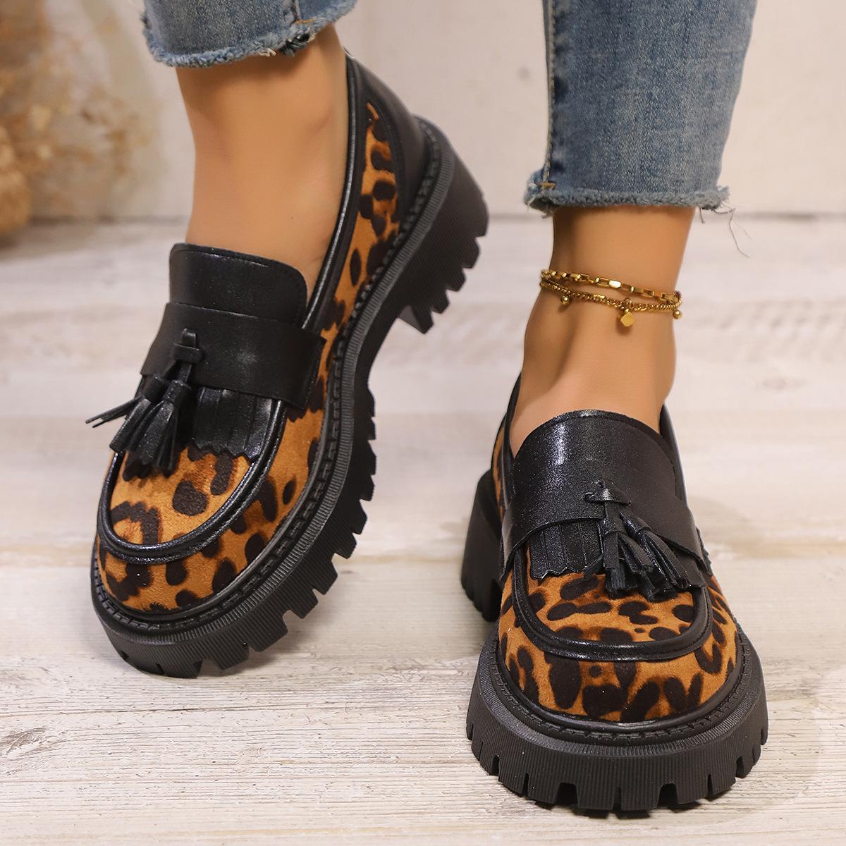 Foreign trade large size loafers 2025 new single shoes leopard print British fashion single shoes temperament versatile leather women s shoes 35 леопард друку кольору
Foreign trade large size loafers 2025 new single shoes leopard print British fashion single shoes temperament versatile leather women s shoes 35 леопард друку кольору