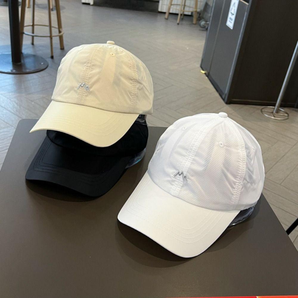 Solid Color Quick Dry Cap Adjustable Baseball Cap Casual Sports Peaked Cap Climbing білий
Solid Color Quick Dry Cap Adjustable Baseball Cap Casual Sports Peaked Cap Climbing білий