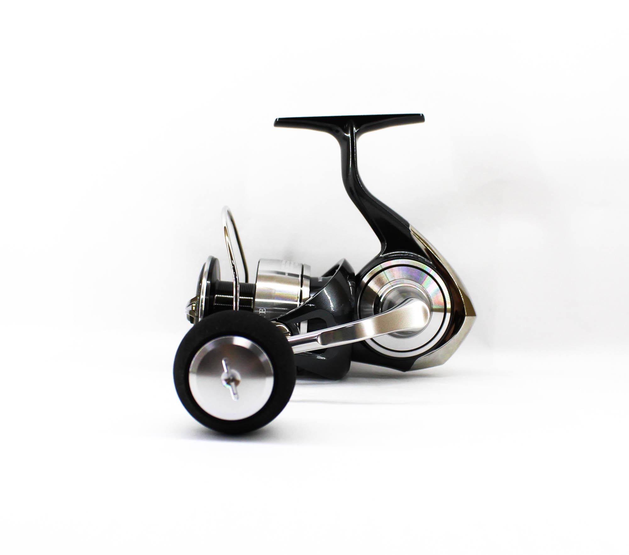 Катушка Daiwa спиннинг 24 Certate SW 4000-H (0001) 
Катушка Daiwa спиннинг 24 Certate SW 4000-H (0001)