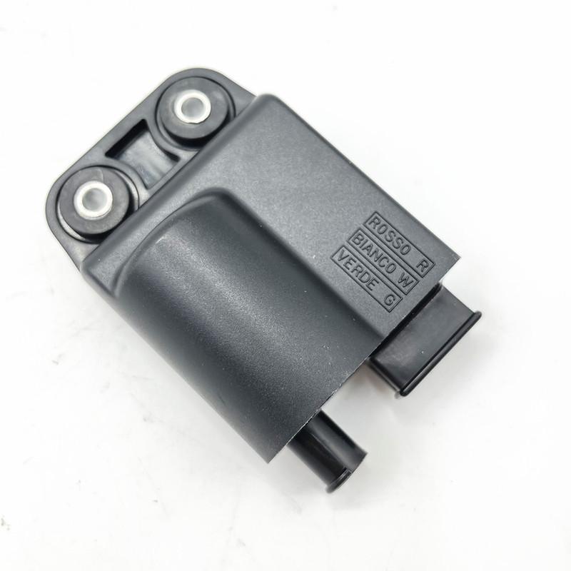 Ignition Coil Motorcycle CDI For Piaggio Zip Gilera 50CC 2Stroke Aprilia SR 50CC D50B0 Derbi 3 pin
Ignition Coil Motorcycle CDI For Piaggio Zip Gilera 50CC 2Stroke Aprilia SR 50CC D50B0 Derbi 3 pin