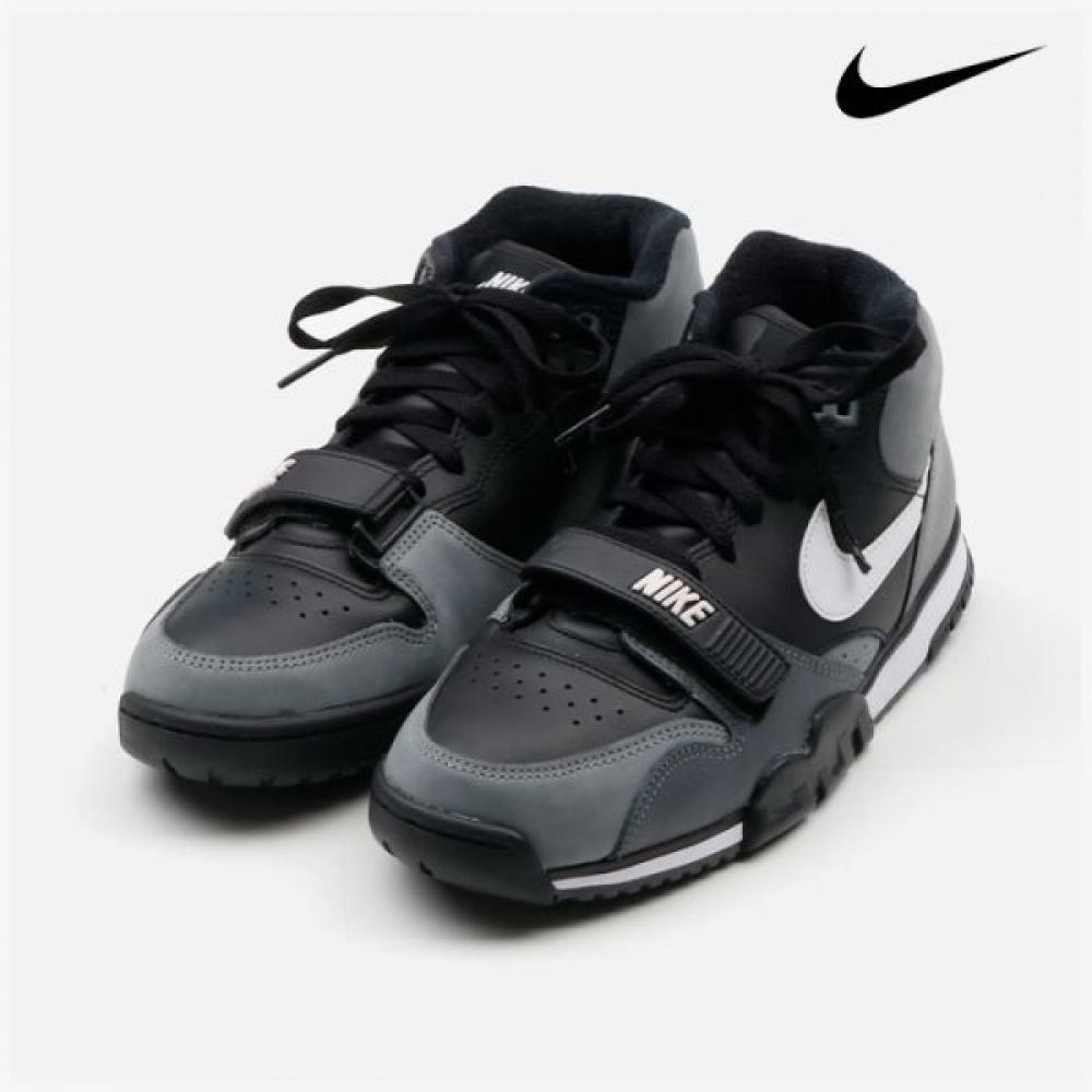 Nike Galleria Nike Air CuShioning Trainer 1 Мужские баскетбольные кроссовки S FD0808 001 250
Nike Galleria Nike Air CuShioning Trainer 1 Мужские баскетбольные кроссовки S FD0808 001 250