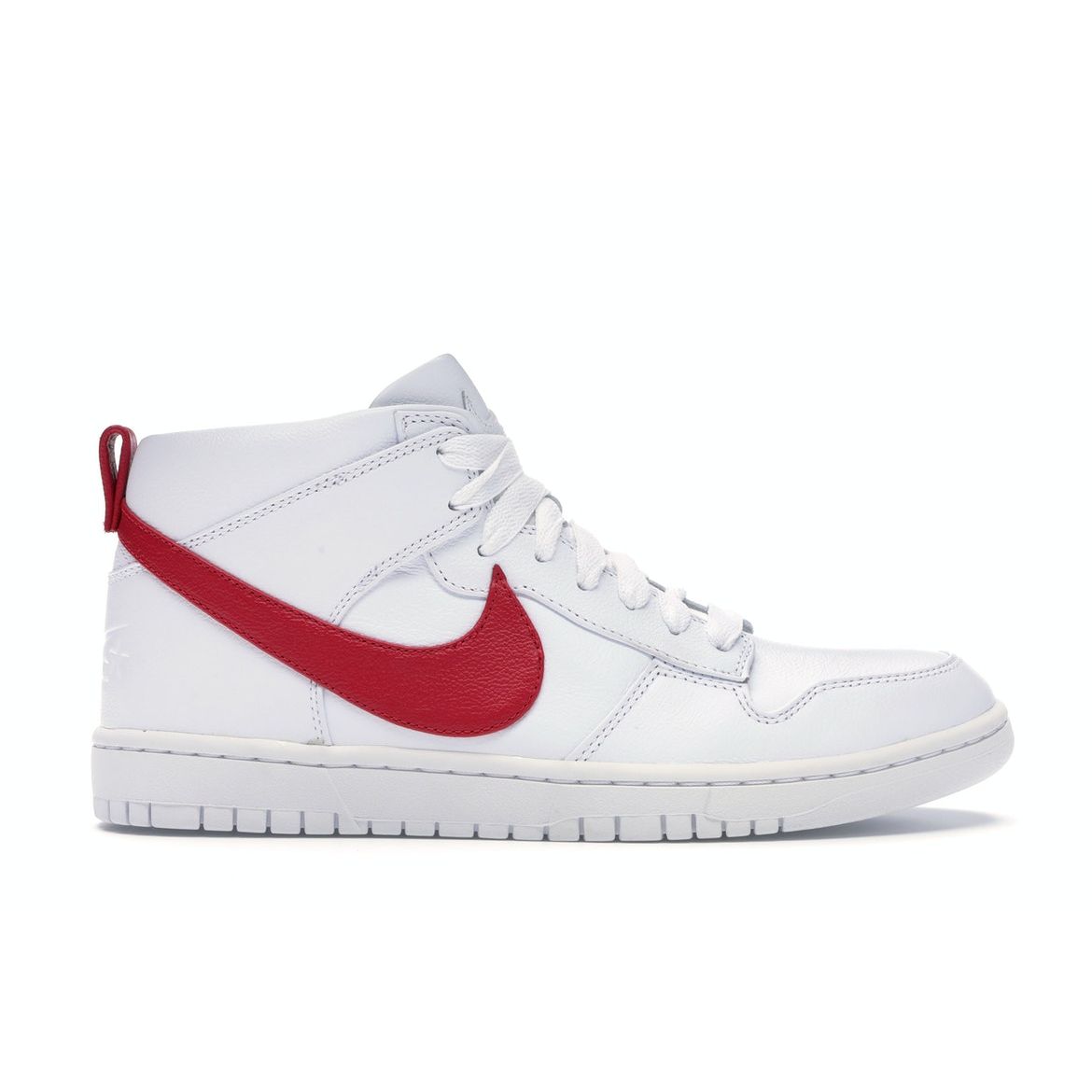 Кроссовки унисекс Riccardo Tisci x NikeLab Dunk Lux Chukka White Red Distance-Red 910088-100
Кроссовки унисекс Riccardo Tisci x NikeLab Dunk Lux Chukka White Red Distance-Red 910088-100
