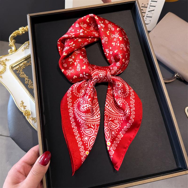1PCS Simple Cashew Fruit Printed Silk Scarf Square Scarf Premium Shawl Sunscreen Neck Square Scarf Headscarf Ladies Scarf красный
1PCS Simple Cashew Fruit Printed Silk Scarf Square Scarf Premium Shawl Sunscreen Neck Square Scarf Headscarf Ladies Scarf красный