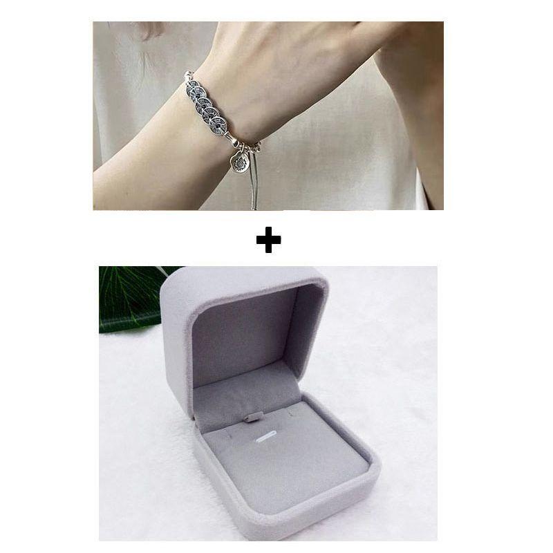 Браслет из стерлингового серебра с монетами пяти императоров, нишевый, в национальном стиле, на удачу, для безопасности, для пары, горный дух, трата, ремешок для ношения, ручные украшения, Ins Five Emperor Money Slub Bracelet + Cashmere Box
Браслет из стерлингового серебра с монетами пяти императоров, нишевый, в национальном стиле, на удачу, для безопасности, для пары, горный дух, трата, ремешок для ношения, ручные украшения, Ins Five Emperor Money Slub Bracelet + Cashmere Box