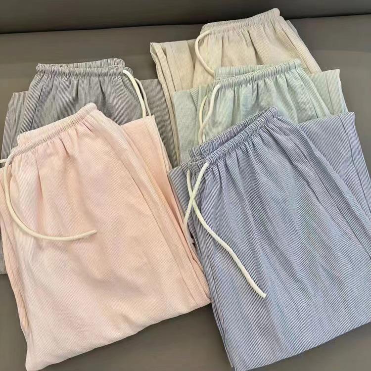Women s Autumn Wide-Leg Pleated Pants - Solid Color, High Waist, Comfortable, and Slimming. Large
Women s Autumn Wide-Leg Pleated Pants - Solid Color, High Waist, Comfortable, and Slimming. Large
