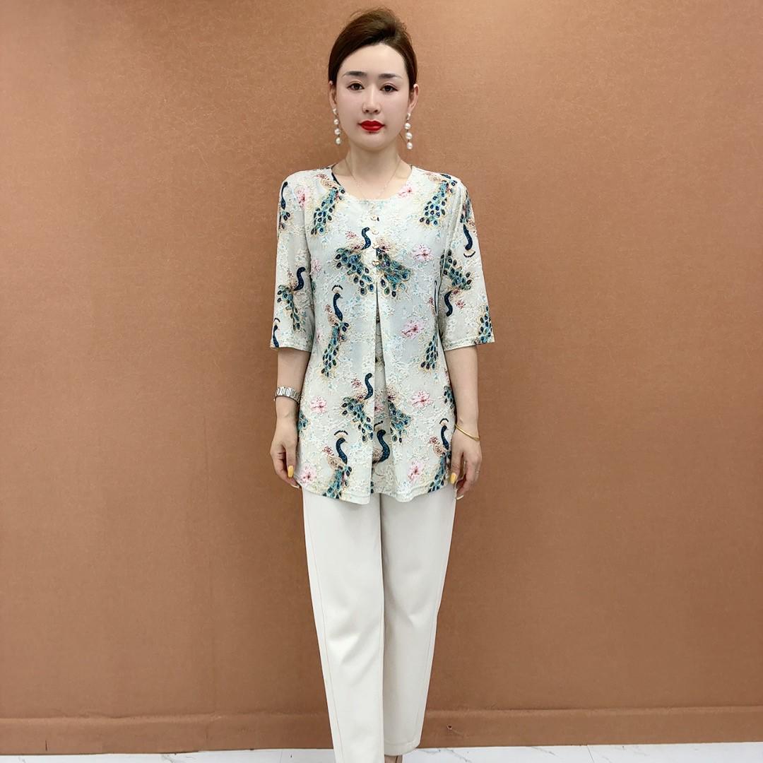 Women s Summer Slimming Printed Short-Sleeve Lapel Blouse 3XL (recommended 120-135 jin)
Women s Summer Slimming Printed Short-Sleeve Lapel Blouse 3XL (recommended 120-135 jin)