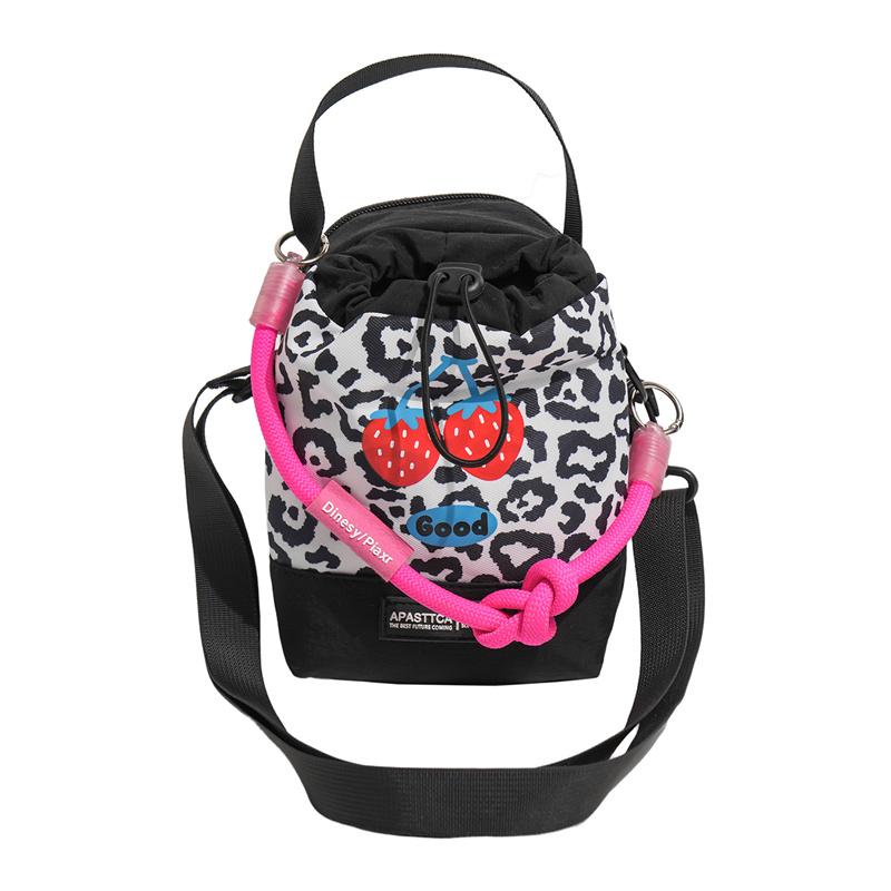 Outdoor Leopard Shoulder Crossbody Bag Women s Lightweight Water Cup Bag чёрный
Outdoor Leopard Shoulder Crossbody Bag Women s Lightweight Water Cup Bag чёрный