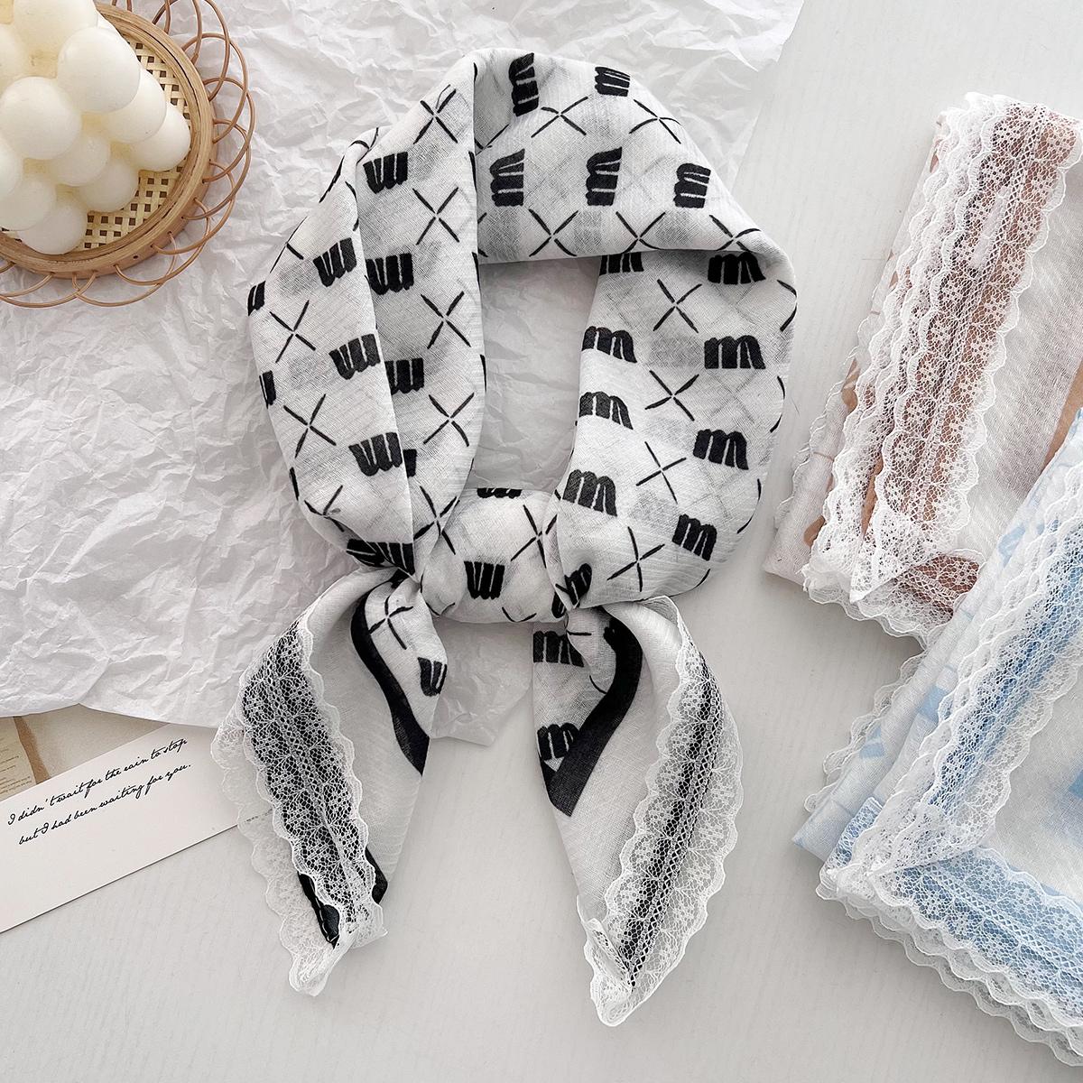 Versatile Decorative Lace Small Square Scarf Silk Scarf Female Simple Temperament Small Scarf 60-60cm
Versatile Decorative Lace Small Square Scarf Silk Scarf Female Simple Temperament Small Scarf 60-60cm