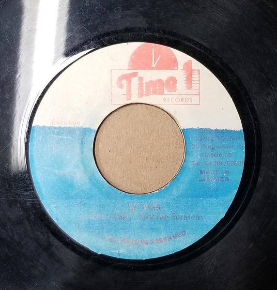 7inch Record FRANKIE PAUL, APACHE SCRATCHY - Hi Miss NONE Time 1 Records 1991 Jamaica Reggae, Ska & Dub Used
7inch Record FRANKIE PAUL, APACHE SCRATCHY - Hi Miss NONE Time 1 Records 1991 Jamaica Reggae, Ska & Dub Used