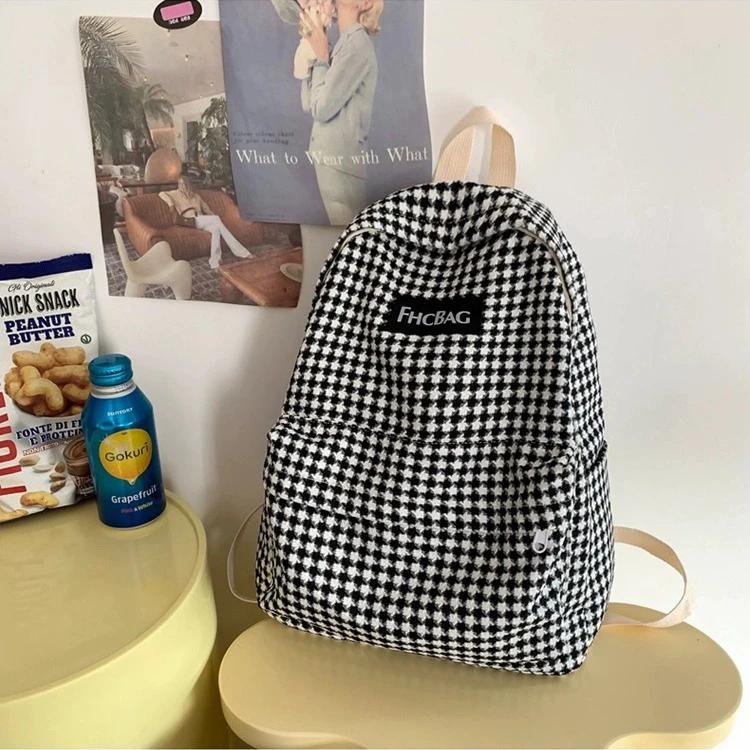 WTEMPO Студенческие простые повседневные рюкзаки на молнии с подвеской, вместительные дорожные рюкзаки с принтом в ретро-клетку with a pendant чёрный
WTEMPO Студенческие простые повседневные рюкзаки на молнии с подвеской, вместительные дорожные рюкзаки с принтом в ретро-клетку with a pendant чёрный