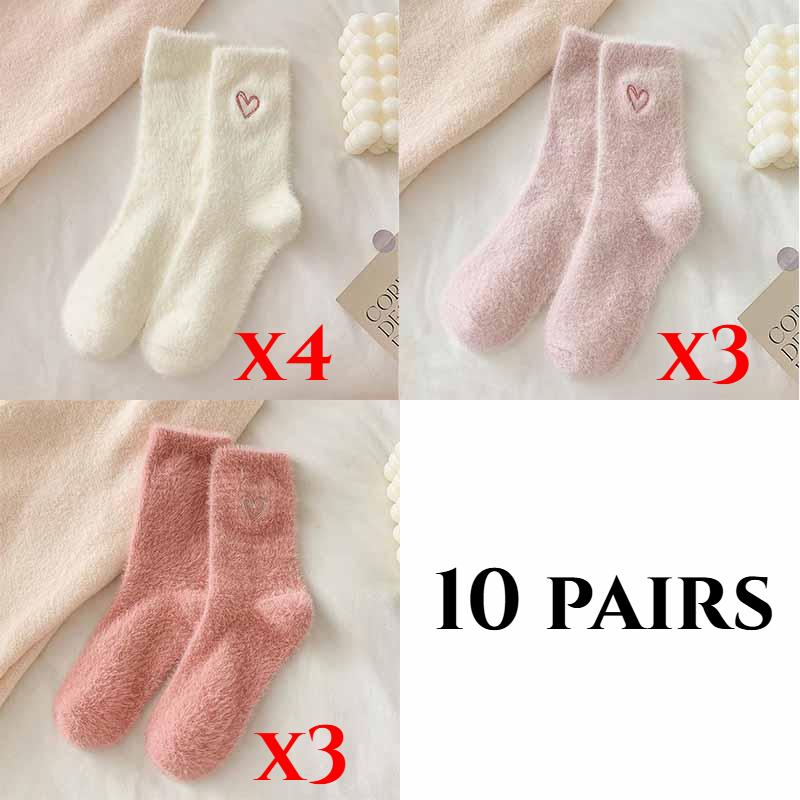 Женские осенне-зимние утолщенные теплые носки из норкового бархата с ворсом, однотонные вышитые домашние носки-сапожки 10 pairs
Женские осенне-зимние утолщенные теплые носки из норкового бархата с ворсом, однотонные вышитые домашние носки-сапожки 10 pairs