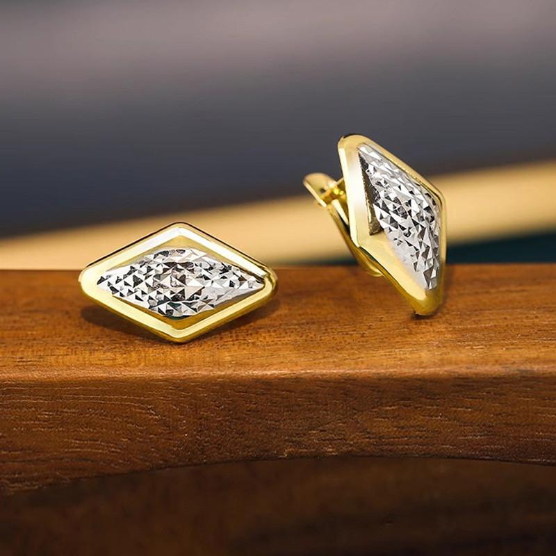 Распродажа Стерлинговые серьги-кольца для женщин Современная мода Женские аксессуары для ушей Повседневная носка Офисная леди Ювелирные изделия
Распродажа Стерлинговые серьги-кольца для женщин Современная мода Женские аксессуары для ушей Повседневная носка Офисная леди Ювелирные изделия