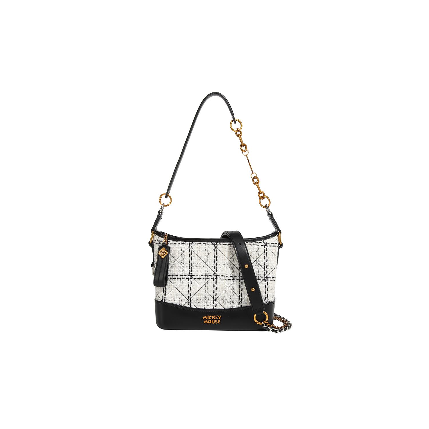 New Disney Mickey Shoulder Bags Black BMK-71462B 22.6*9.9*19.1CM
New Disney Mickey Shoulder Bags Black BMK-71462B 22.6*9.9*19.1CM