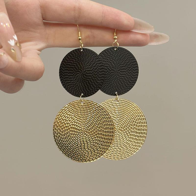 Metal Round Jewelry Sets Women Geometric Exaggerated Color Block Necklaces Earrings Trendy Luxury Banquet Jewelry Accessories
Metal Round Jewelry Sets Women Geometric Exaggerated Color Block Necklaces Earrings Trendy Luxury Banquet Jewelry Accessories