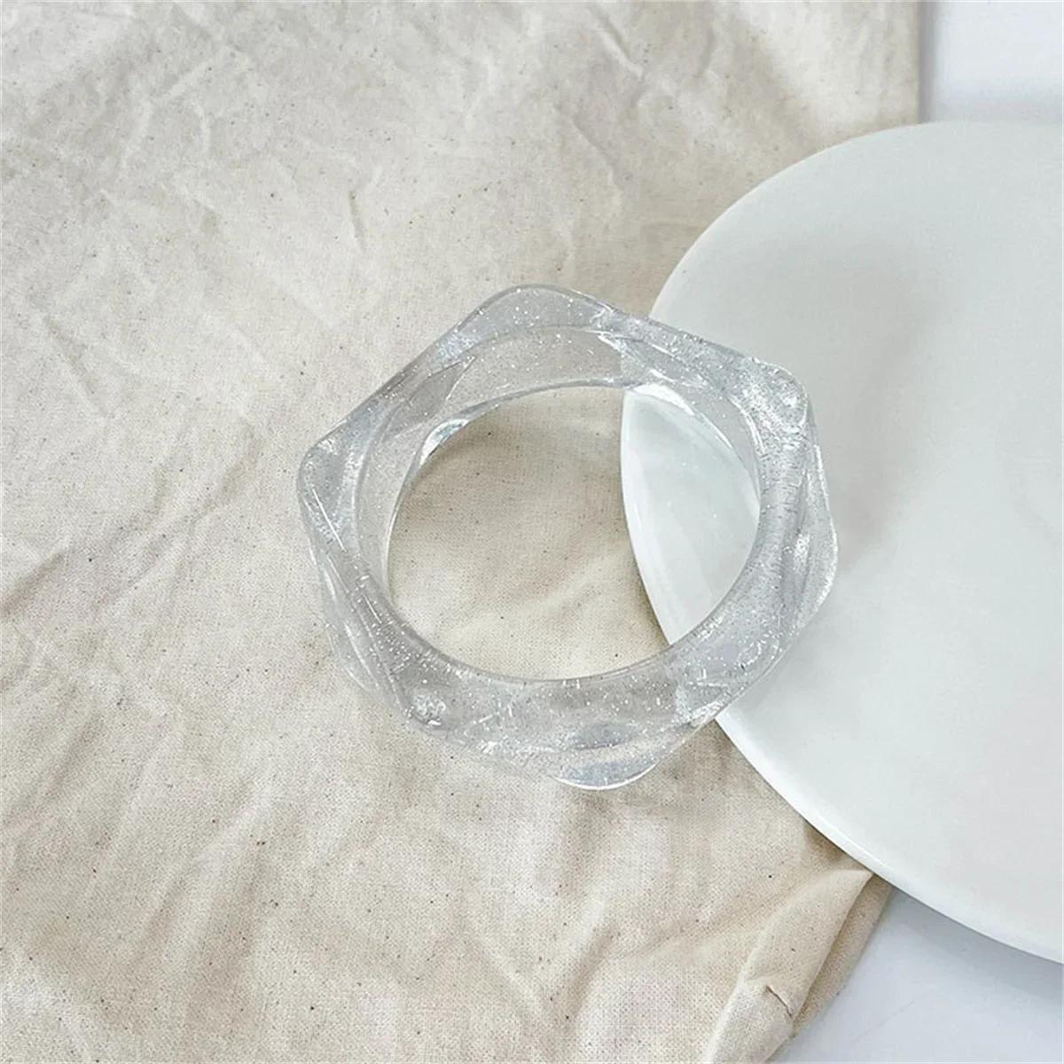 Fashion New Polygon Personality Vintage Transparent Pattern Resin Acrylic Charm Cuff Bracelets Women Irregular Bangles Jewelry 68mm
Fashion New Polygon Personality Vintage Transparent Pattern Resin Acrylic Charm Cuff Bracelets Women Irregular Bangles Jewelry 68mm