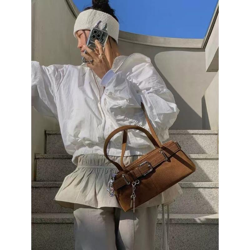 Niche design bag, shoulder handbag, underarm bag, belt buckle, women s bag 2 tide світло-коричневого кольору
Niche design bag, shoulder handbag, underarm bag, belt buckle, women s bag 2 tide світло-коричневого кольору