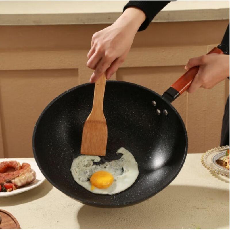 Bestick Mick Cast Iron Non-stick Wok
Bestick Mick Cast Iron Non-stick Wok