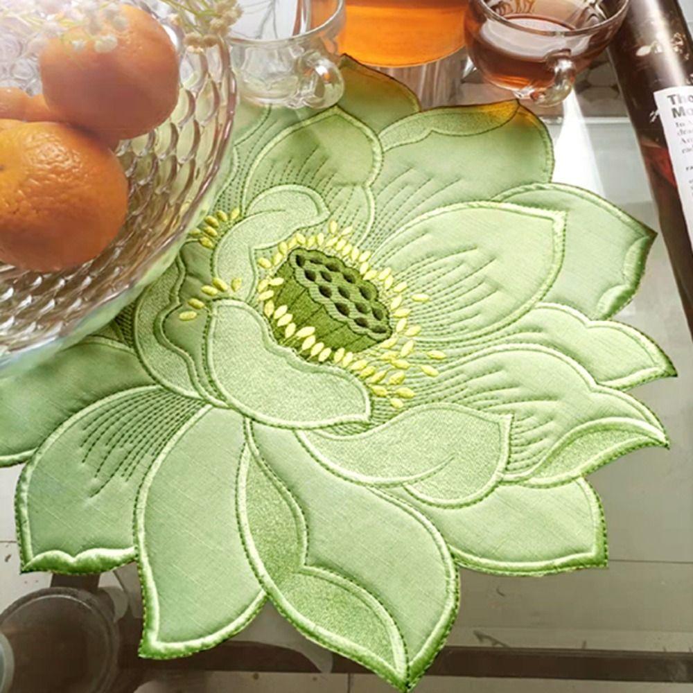 3pcs/set Elegant Lotus Placemat Delicate Dinner Mats Coasters Lotus Printed Tablecloths Party S
3pcs/set Elegant Lotus Placemat Delicate Dinner Mats Coasters Lotus Printed Tablecloths Party S