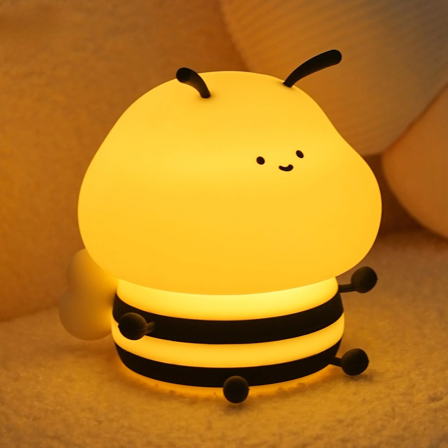 Bee Cartoon Animals Silicone Lamp LED USB Rechargeable Night Light Touch Control for Children Sleeping Birthday Gifts Bedside 1pc
Bee Cartoon Animals Silicone Lamp LED USB Rechargeable Night Light Touch Control for Children Sleeping Birthday Gifts Bedside 1pc
