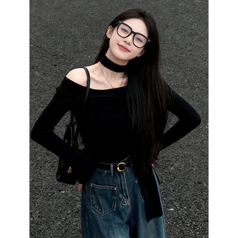 American Black One-Shoulder Ribbed Fleece Long-Sleeve Slim-Fit Women s T-Shirt - New Autumn Design XL (121-140 lbs)
American Black One-Shoulder Ribbed Fleece Long-Sleeve Slim-Fit Women s T-Shirt - New Autumn Design XL (121-140 lbs)