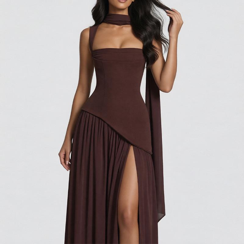 Spring new, elegant and sexy backless pleated splicing suspender dress 3XL коричневий
Spring new, elegant and sexy backless pleated splicing suspender dress 3XL коричневий