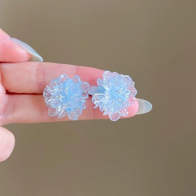 Dopamine blue flower stud earrings women s new high-end earrings niche design suitable for summer earrings синий
Dopamine blue flower stud earrings women s new high-end earrings niche design suitable for summer earrings синий