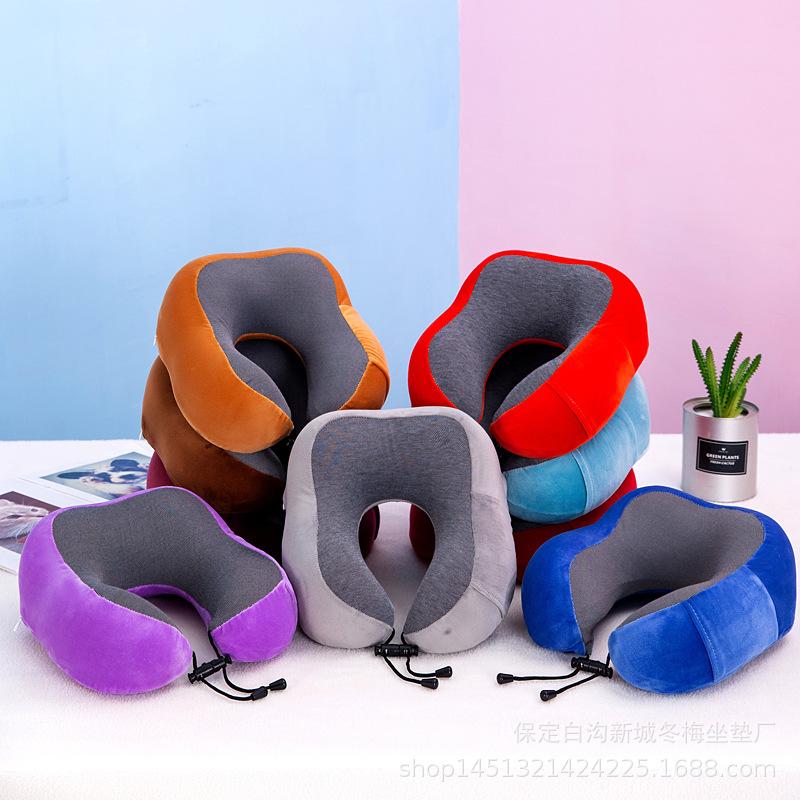 Memory cotton u-shaped pillow can store u-shaped pillow neck pillow travel aircraft travel pillow 26*28*14cm
Memory cotton u-shaped pillow can store u-shaped pillow neck pillow travel aircraft travel pillow 26*28*14cm