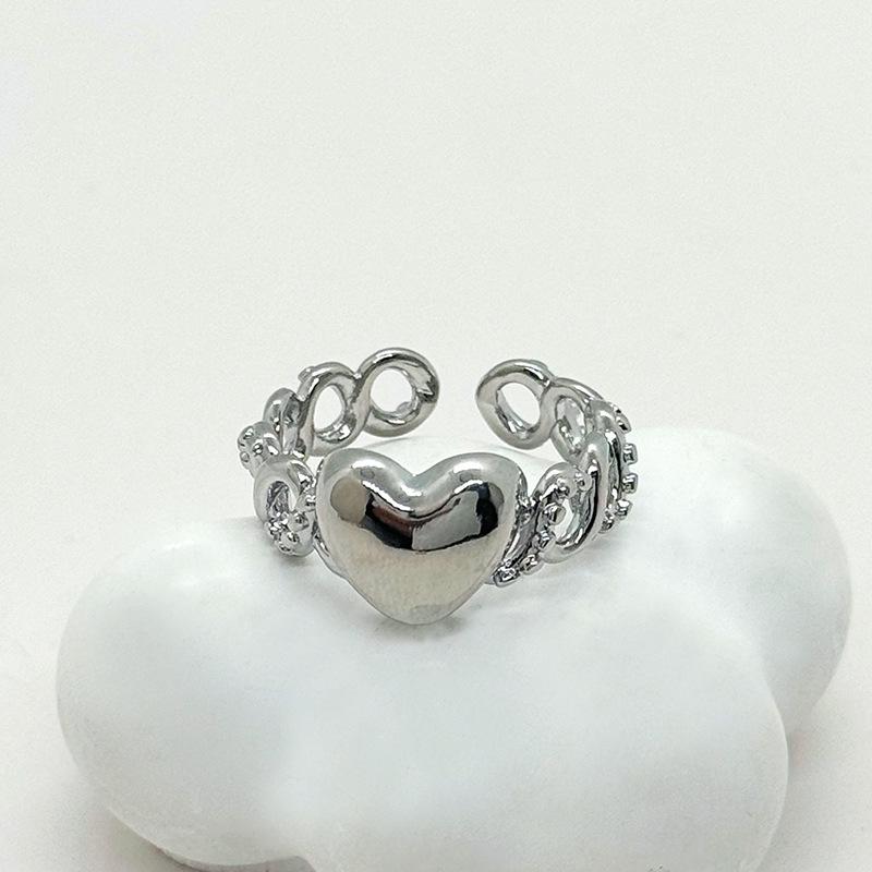 European Fashion 3D Love Heart Adjustable Ring - Personalized, Simple, and Versatile Design
European Fashion 3D Love Heart Adjustable Ring - Personalized, Simple, and Versatile Design