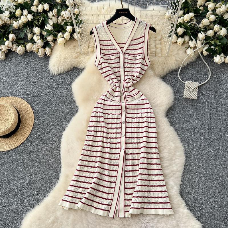 Striped Knitted Dress Summer Women s Wear Small Cinched Waist and Slimming Cardigan Vest Dress One Size чорний
Striped Knitted Dress Summer Women s Wear Small Cinched Waist and Slimming Cardigan Vest Dress One Size чорний