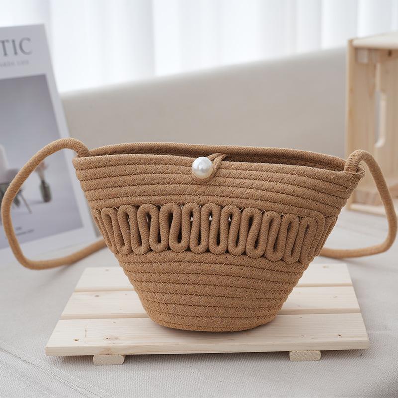 ins cotton rope fairy pearl buckle bag cute oblique span bag bag seaside beach vacation leisure bag tote bag 12*11*17
ins cotton rope fairy pearl buckle bag cute oblique span bag bag seaside beach vacation leisure bag tote bag 12*11*17