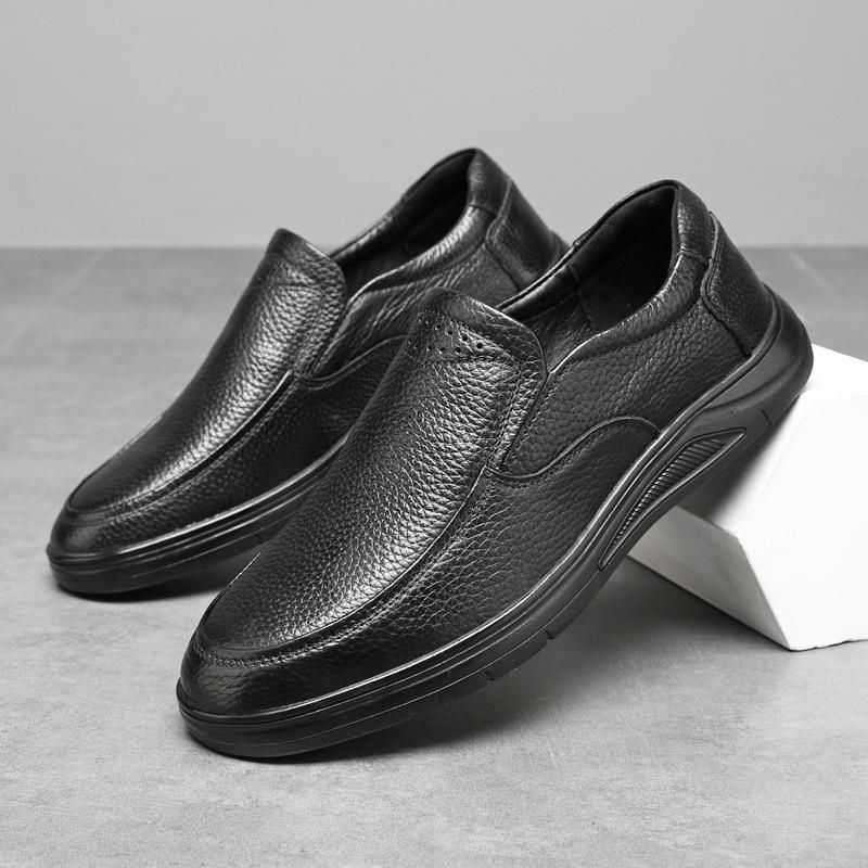 Spring new first-layer cowhide men s comfortable casual loafers one-pedal lazy shoes soft-soled soft-faced dad shoes 38 чёрный
Spring new first-layer cowhide men s comfortable casual loafers one-pedal lazy shoes soft-soled soft-faced dad shoes 38 чёрный