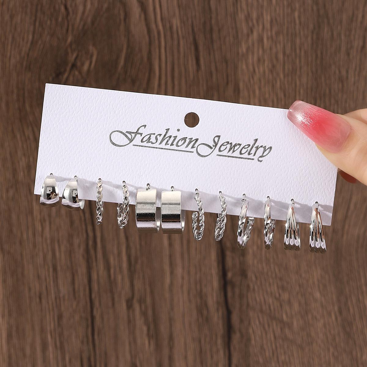 Набір сережок-кілець з металу в стилі ретро-мінімалізм - Креативний геометричний дизайн Alloy
Набір сережок-кілець з металу в стилі ретро-мінімалізм - Креативний геометричний дизайн Alloy