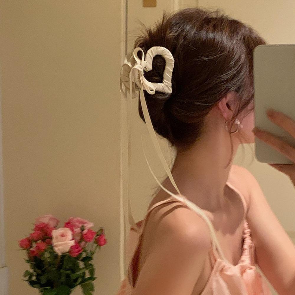 Sweet Back of The Head Hair Claw Korean Style Shark Clip Elegant Love Ribbon Hair Clip Women
Sweet Back of The Head Hair Claw Korean Style Shark Clip Elegant Love Ribbon Hair Clip Women